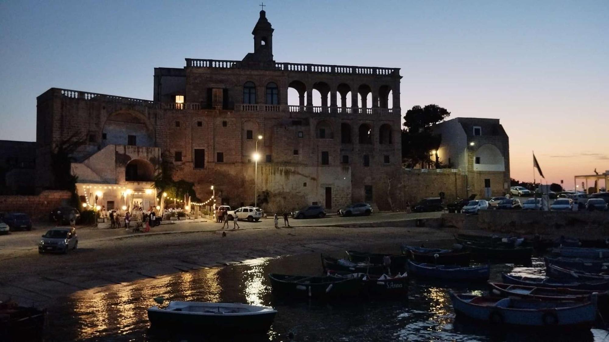 Casa Vacanze La Bella Tina Polignano a Mare Exterior foto